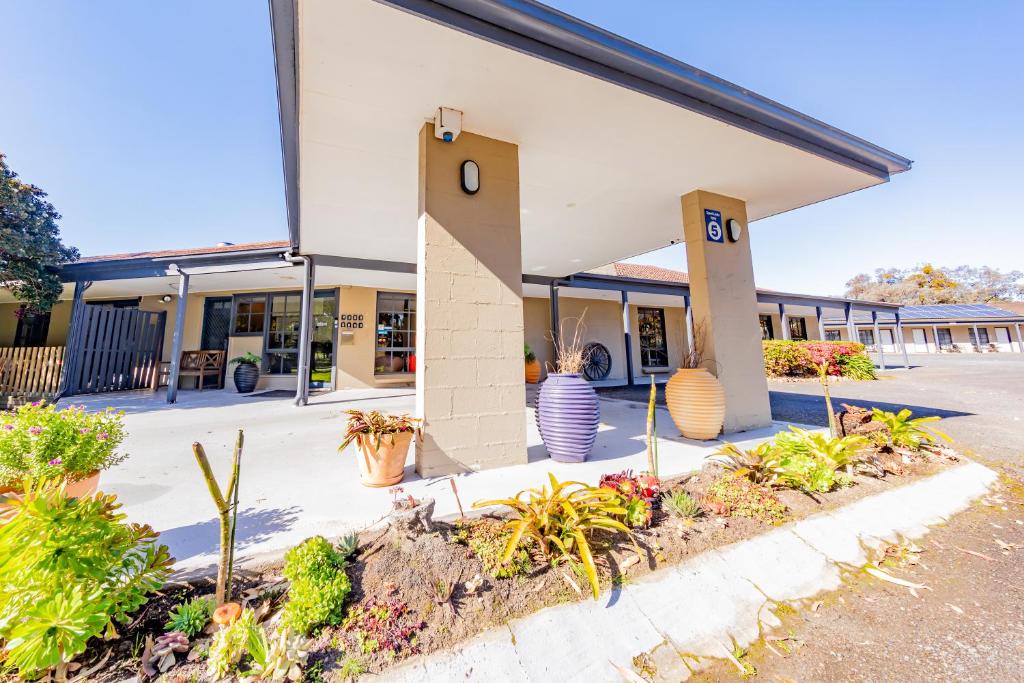 コーチマンズ エデン (Coachman's Eden) エントランス