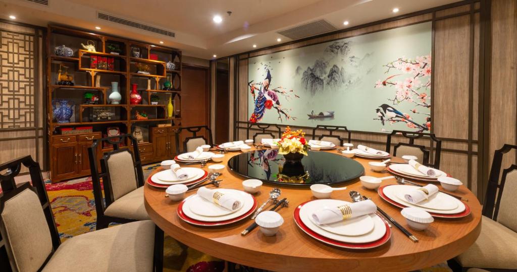 Gumaya Tower Hotel
