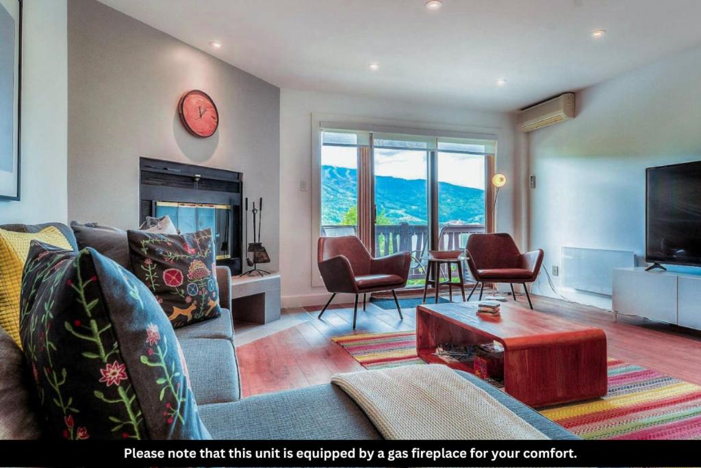 Amazing Lakemountain View 5min To Tremblant464, Mont-Tremblant