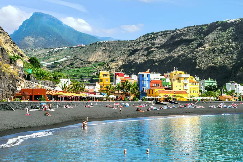 Charming House in Santa Cruz de la Palma with Home Office., Santa Cruz de la Palma