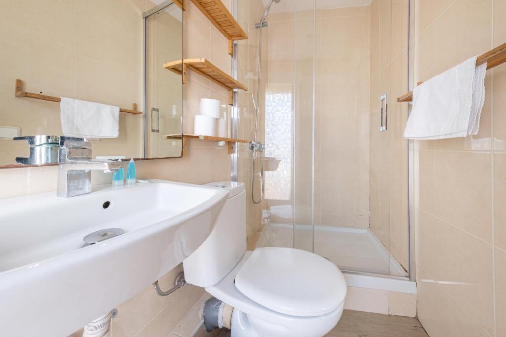 BeBarceloner Sant Andreu Apartments - 1 bedroom with terrace - 3