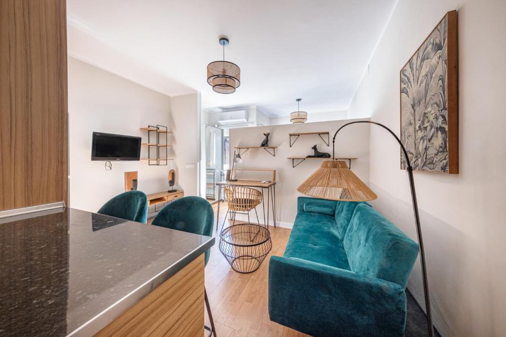 BeBarceloner Sant Andreu Apartments - 1 bedroom with terrace - 2