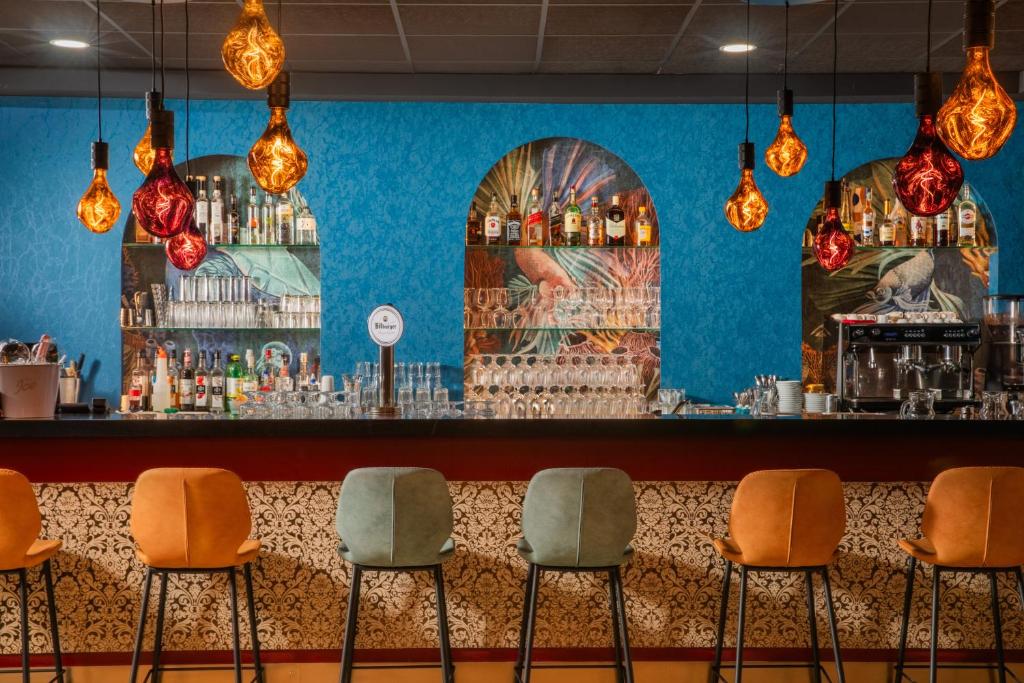 Bar/lounge
