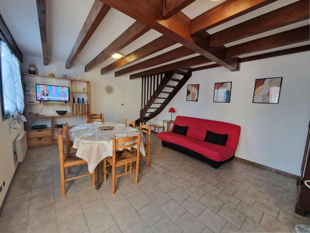 Maison confortable à 250m de la plage avec terrasse et parking - 7 couchages - FR-1-387-89 - 3