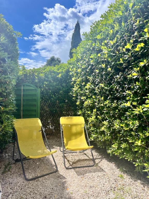 Studio climatisé avec entrée privée- 5 min des plages, sur les hauteurs de Cavalaire, Cavalaire-sur-Mer