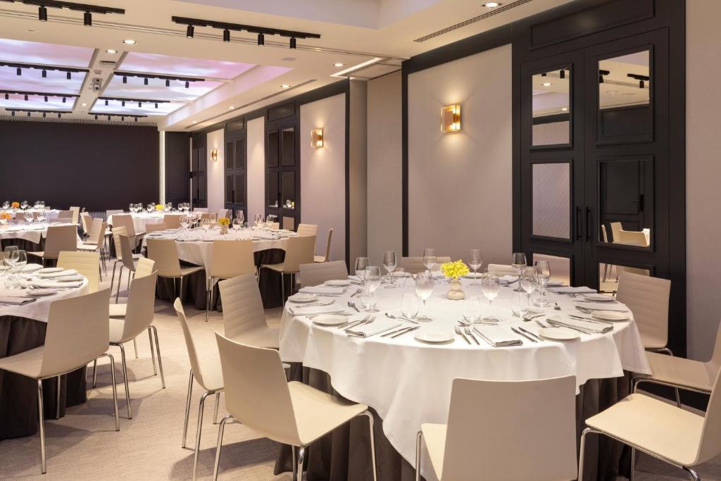 Tárgyalóterem/bálterem