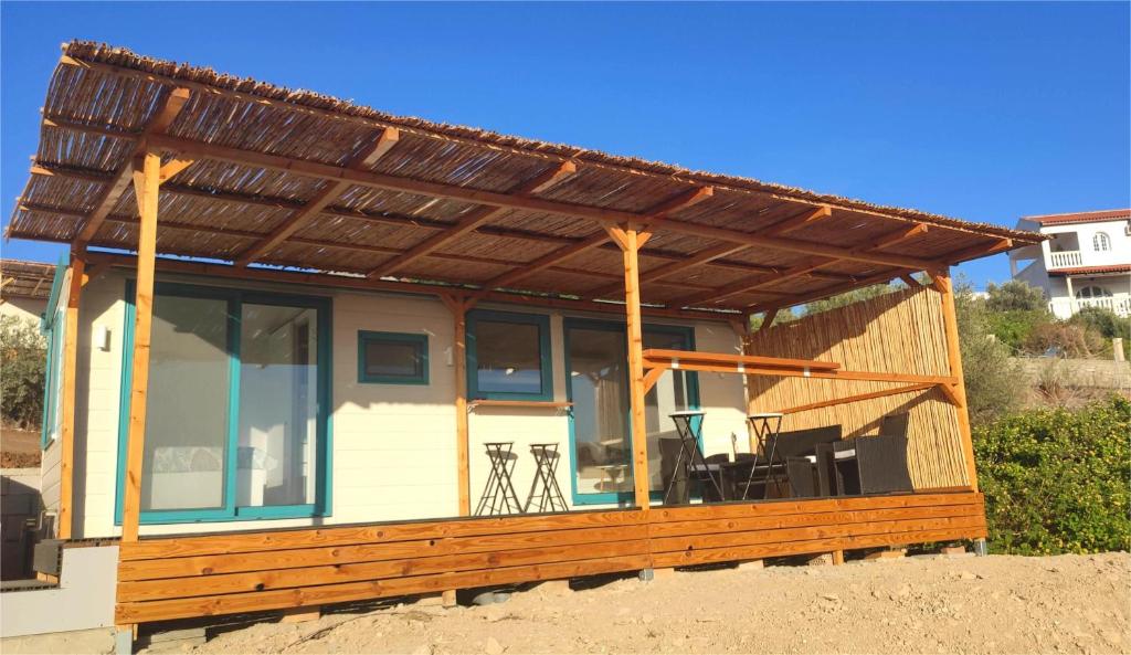 Tiny House Mythos, Pitsidia