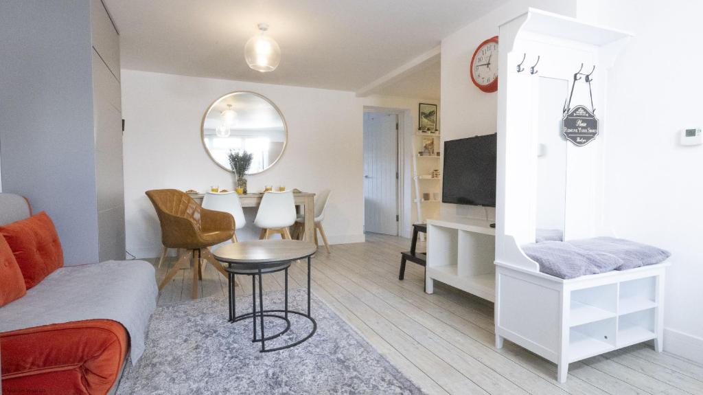 The Evenlode, Kidlington