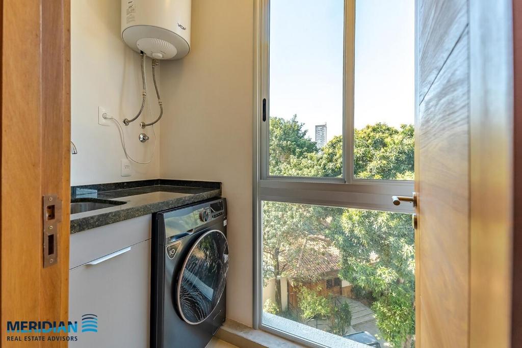 303 Emerald! Nuevo Steps away from the Shopping del Sol! 90 m2 y Gge - 4