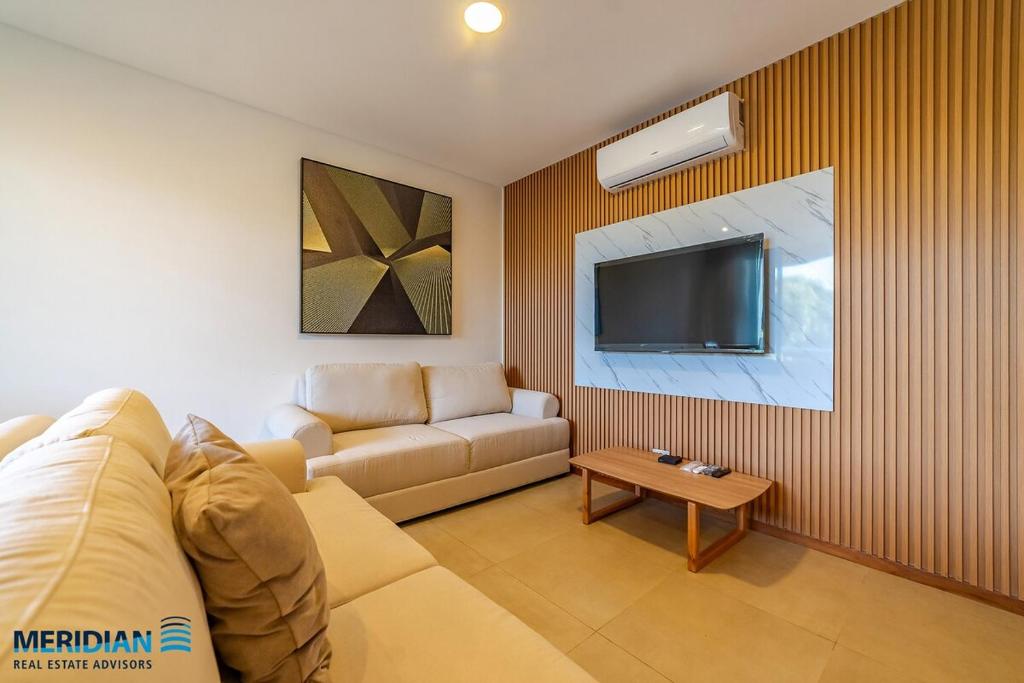 303 Emerald! Nuevo Steps away from the Shopping del Sol! 90 m2 y Gge - 5