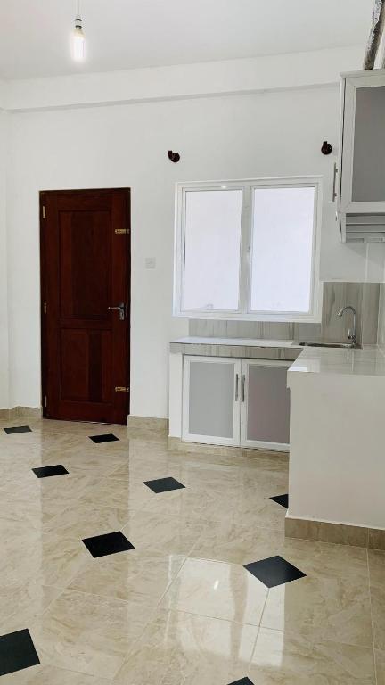 Apartment in Makumbura near Highway Entrance, Pannipitiya