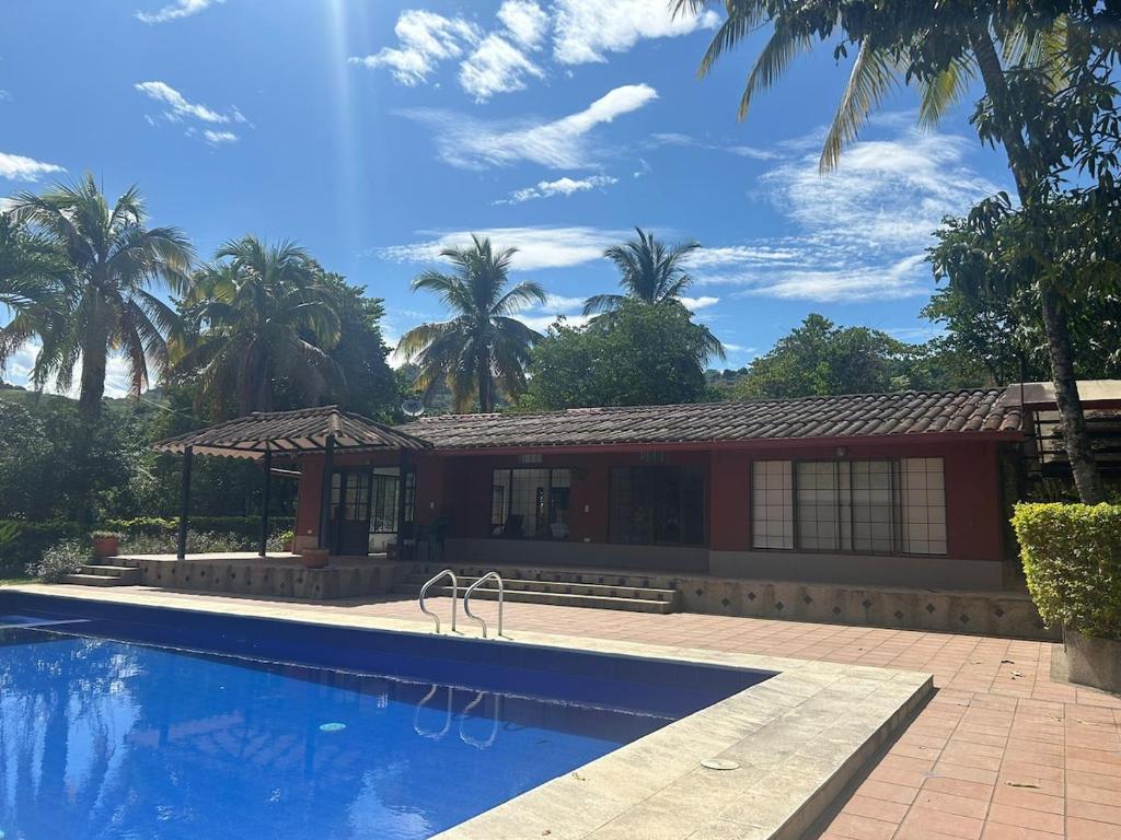 Casa Manatí Chambu San Joaquin - 3