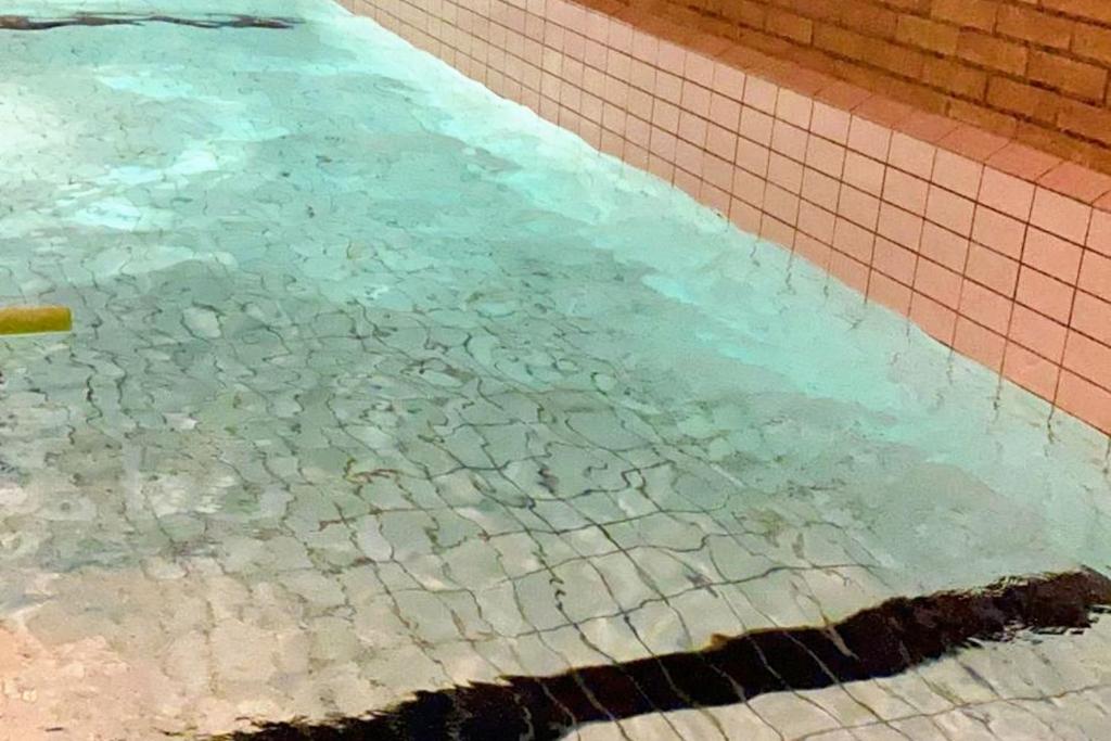 Charming studio in Helsinki 42 m² with pool view, Helsinky