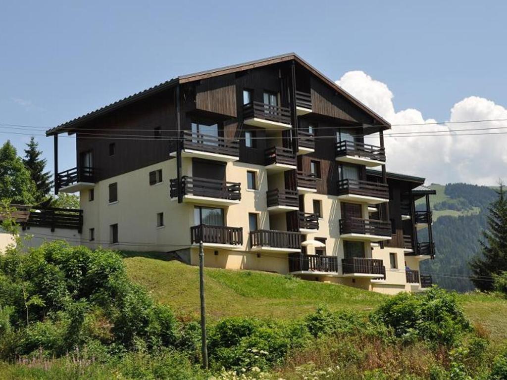 Studio moderne et lumineux avec vue sur le Mont Charvin. Parking privatif - FR-1-505-222 - 4