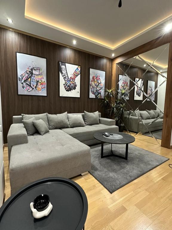 Modern Luxury in Belgrade Waterfront with Views - 1