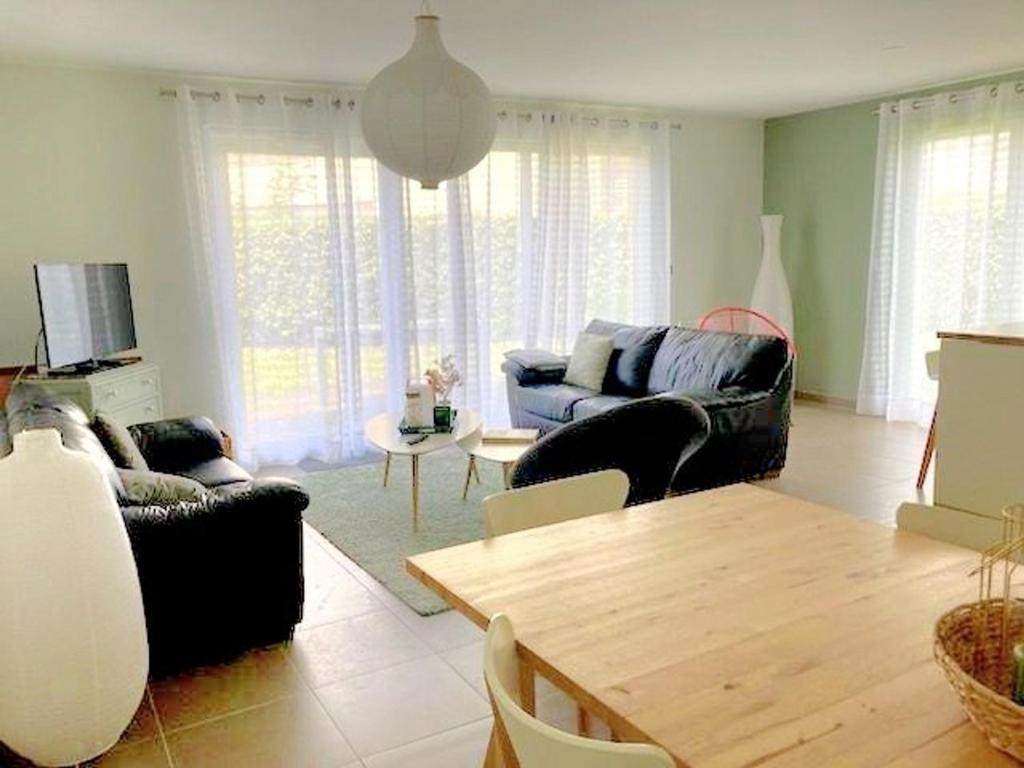 Villa moderne 3 chambres avec jardin, WiFi et parking, proche plage - FR-1-675-44 - 2