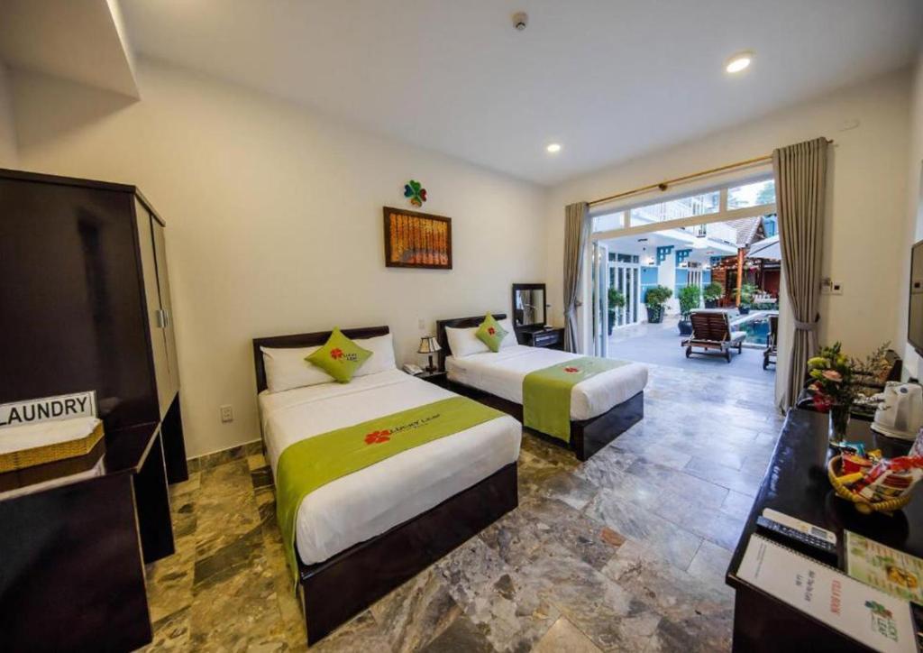 Tranquil Lucky Leaf Villa