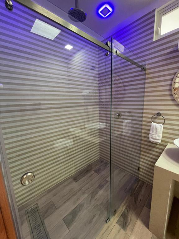 Suitehome - 2