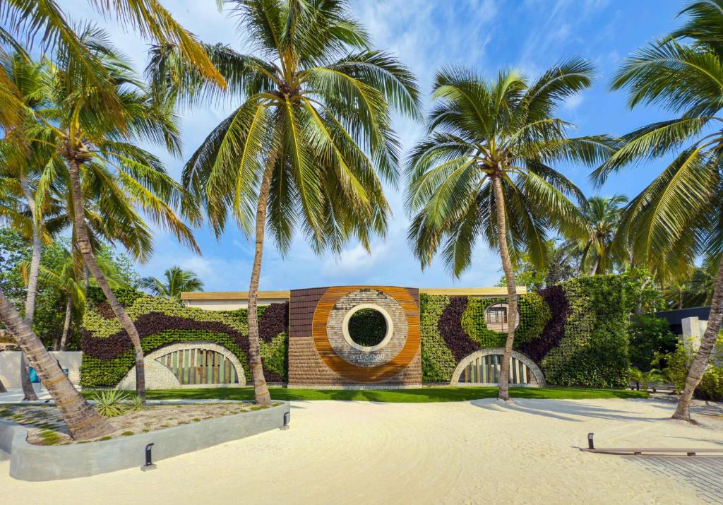 สภาพแวดล้อมโดยรอบ