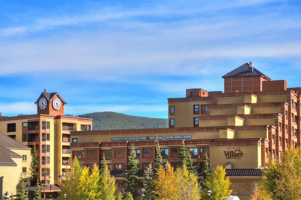 Ski-In, Ski-Out 3 Bedroom In Downtown Breckenridge At Peak 9, Breckenridge