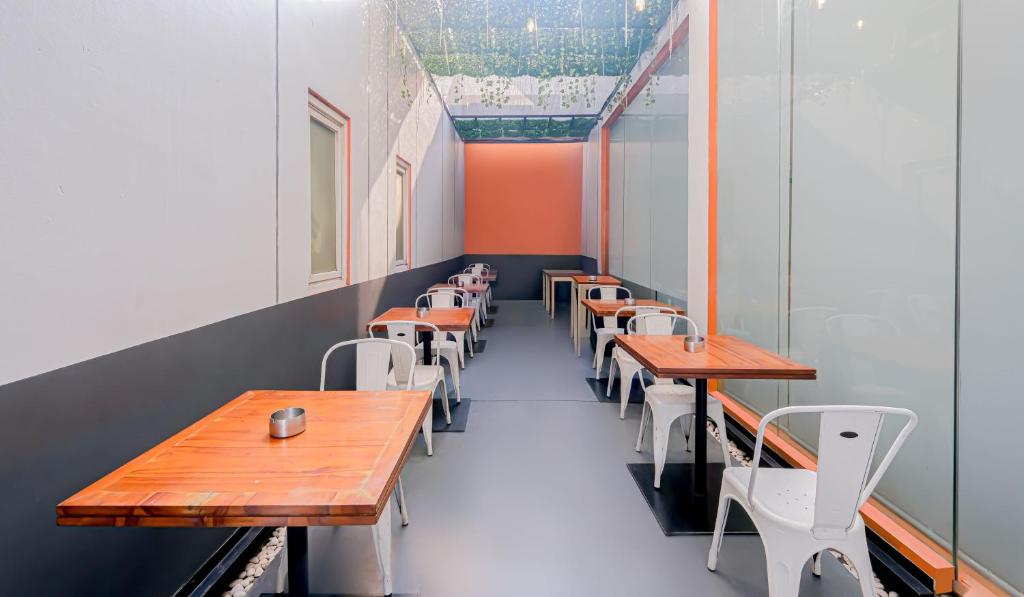 Starlet Hotel Serpong