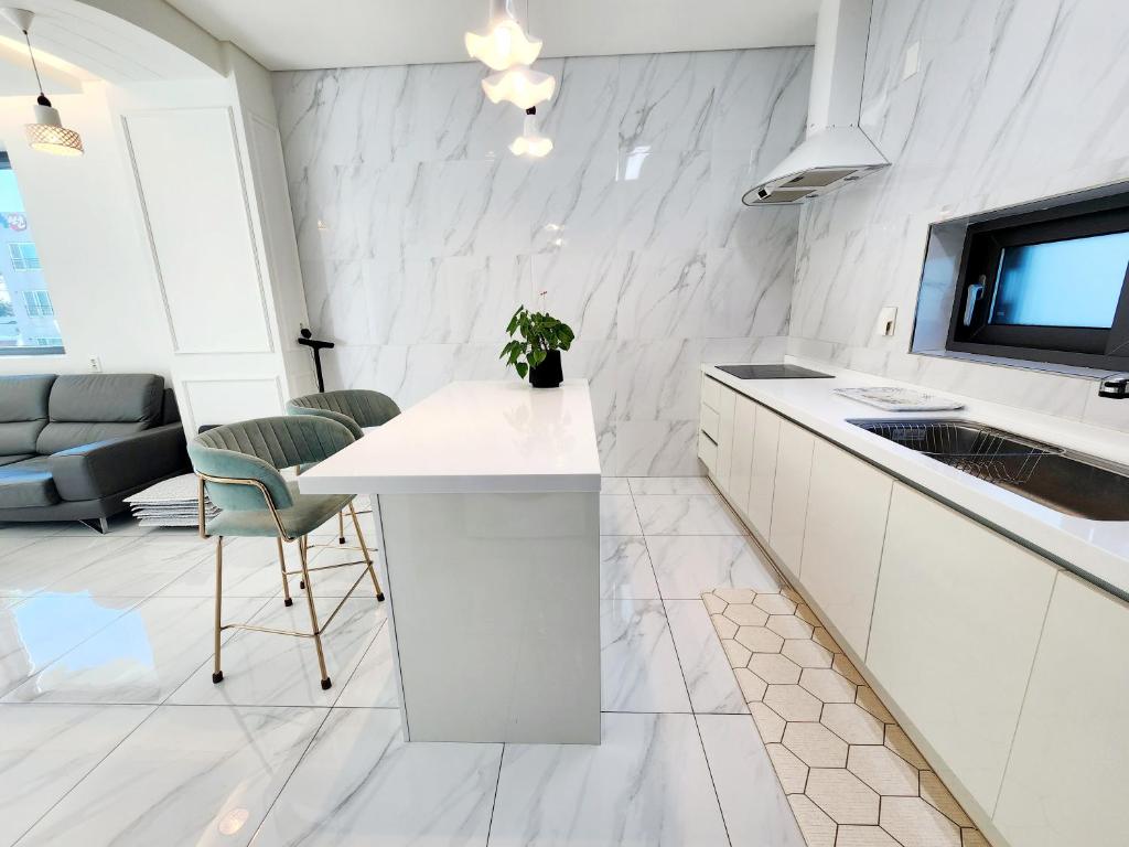 푸른제주 펜션 호텔 이미지 1