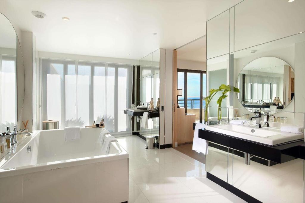 Hotel facilities