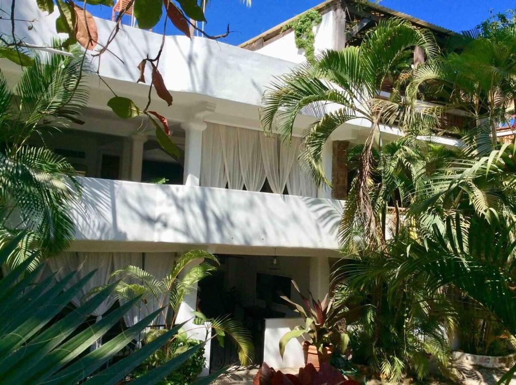 Casa Mara Beachfront -Heated Pool, Sayulita