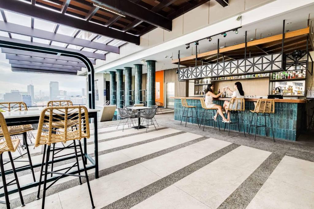 Manila Harolds Hotel Quezon City Additional