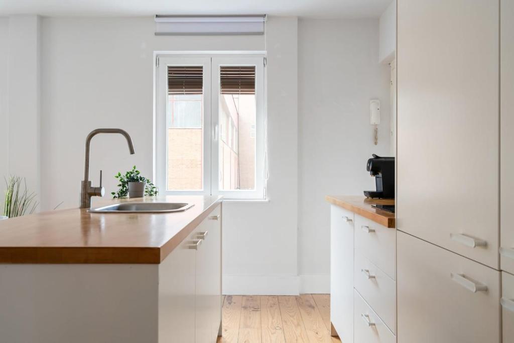 Nice and bright apartment in Puerta del Ángel - Cabello - 3