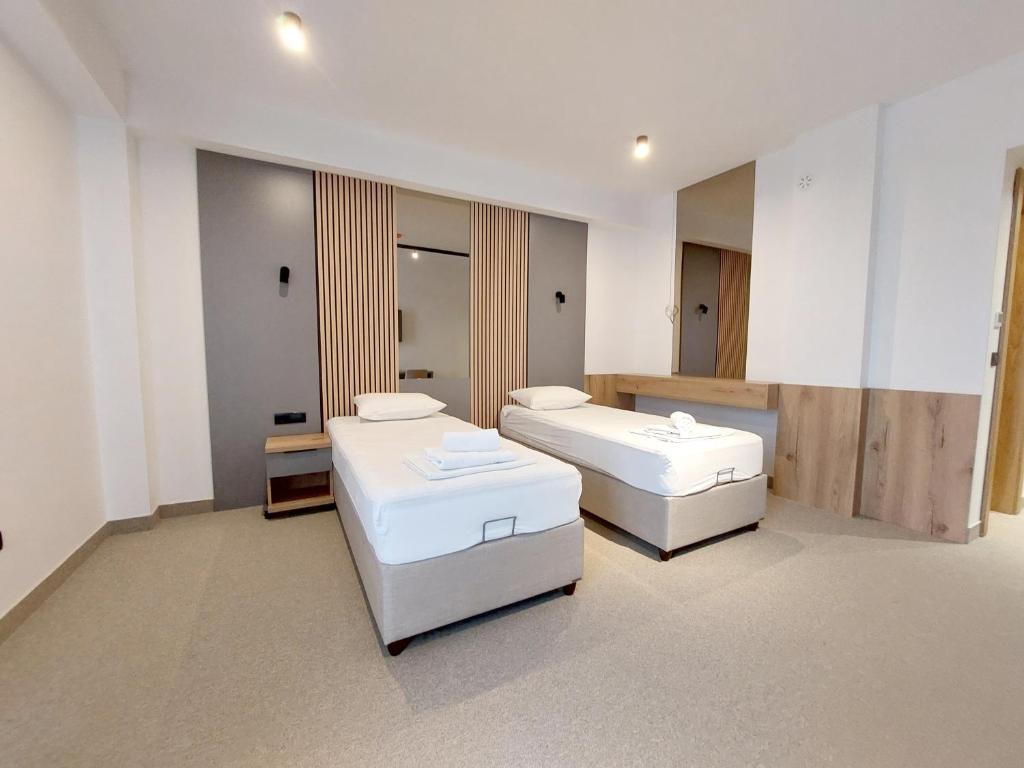 Hotel Almanas, Sarajevo