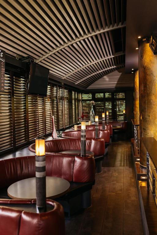 Bar/lounge