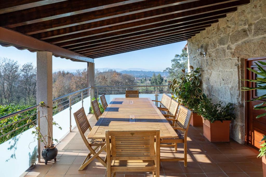 Lugar Da Xacra, Meder