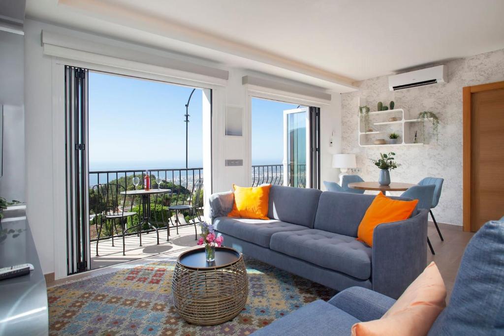 Luxury sea view apartment & pool - 3