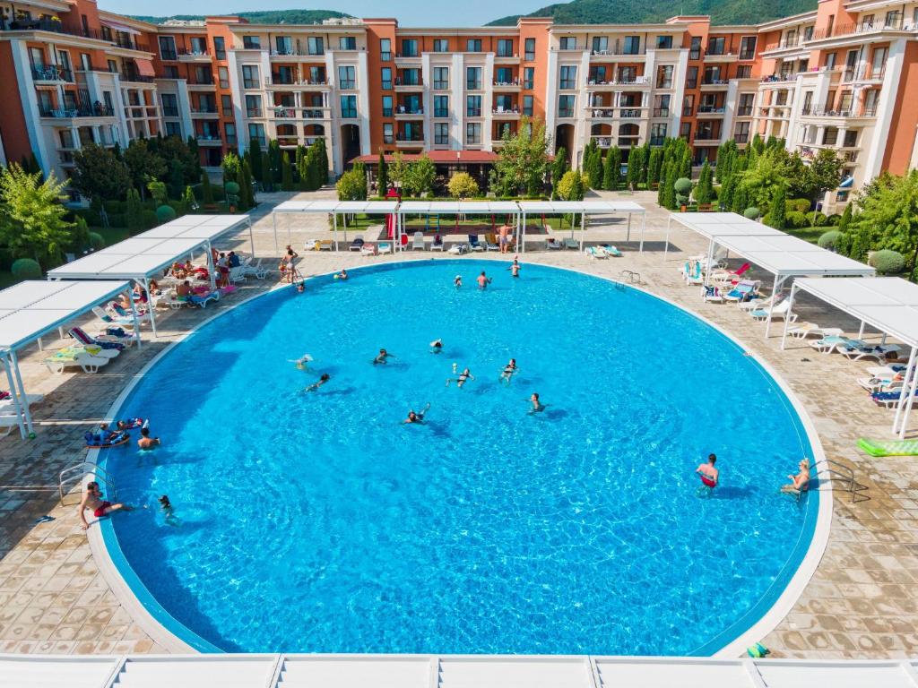 Prestige Fort Beach - Full Board — Basen in Święty Włas, Region Burgas