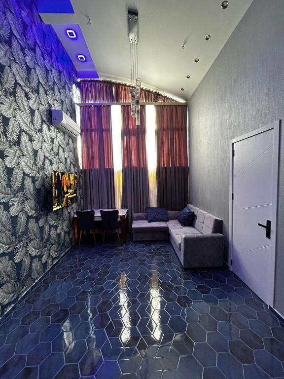 Luxe Studio with Jacuzzi, Tbilisi