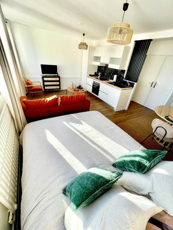 Cozy apartment with parking and panoramic views! - 3