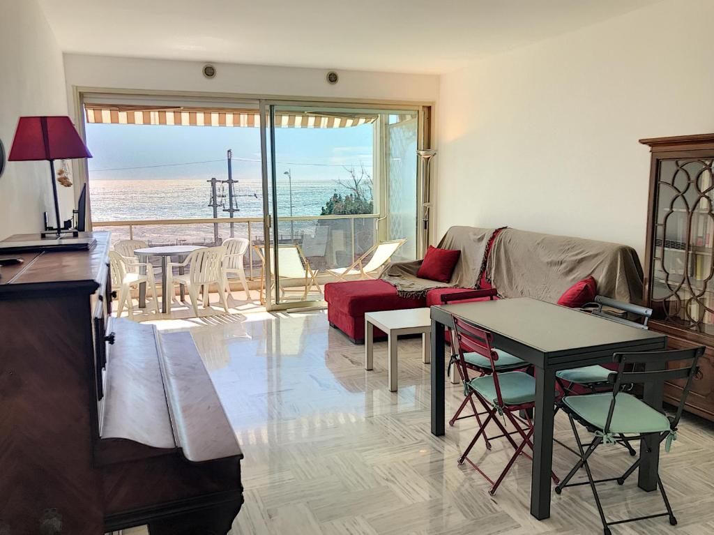 Bord de mer, terrasse vue mer 228L - 4