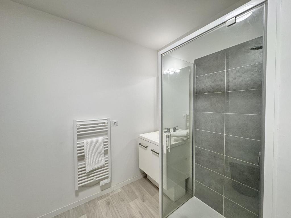 L'Azur - Parking - Balcon - Circuit 24h - 4 pers - 3