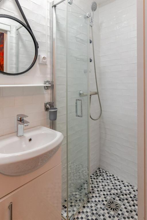 Studio Paris - Métro 7 Cadet - Quartier Faubourg-Montmartre - 4