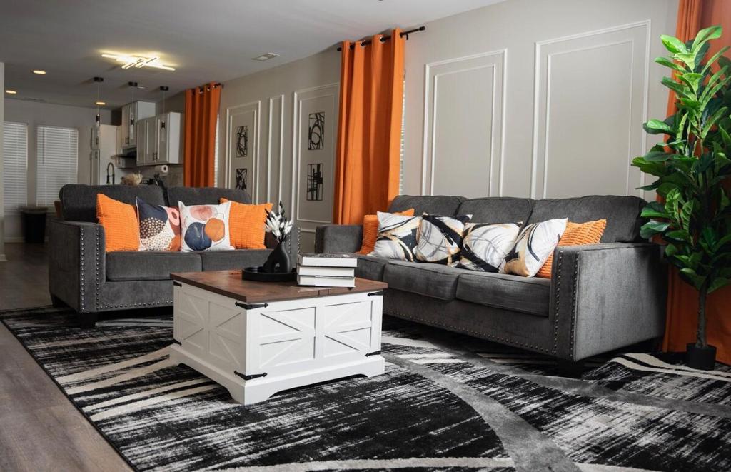 Raleigh with Daylor, Raleigh