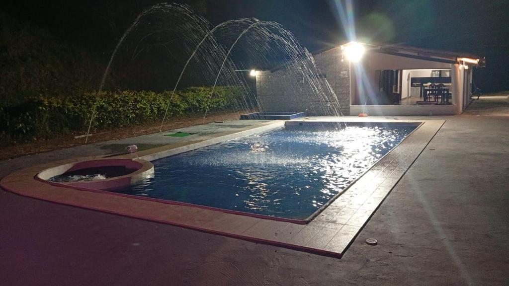 Finca con Piscina en Villeta - 3