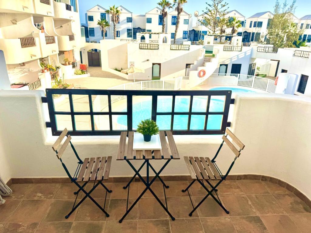 Golden Sun Apartment - 1