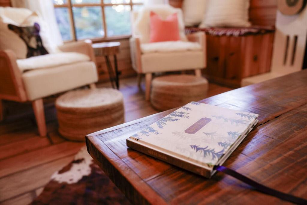 The Nest on Towne Trail by Big Bear Vacations, Big Bear Lake