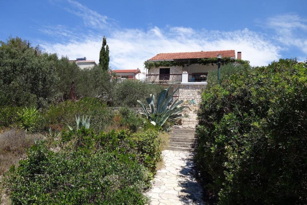 Apartments Nev, Blato