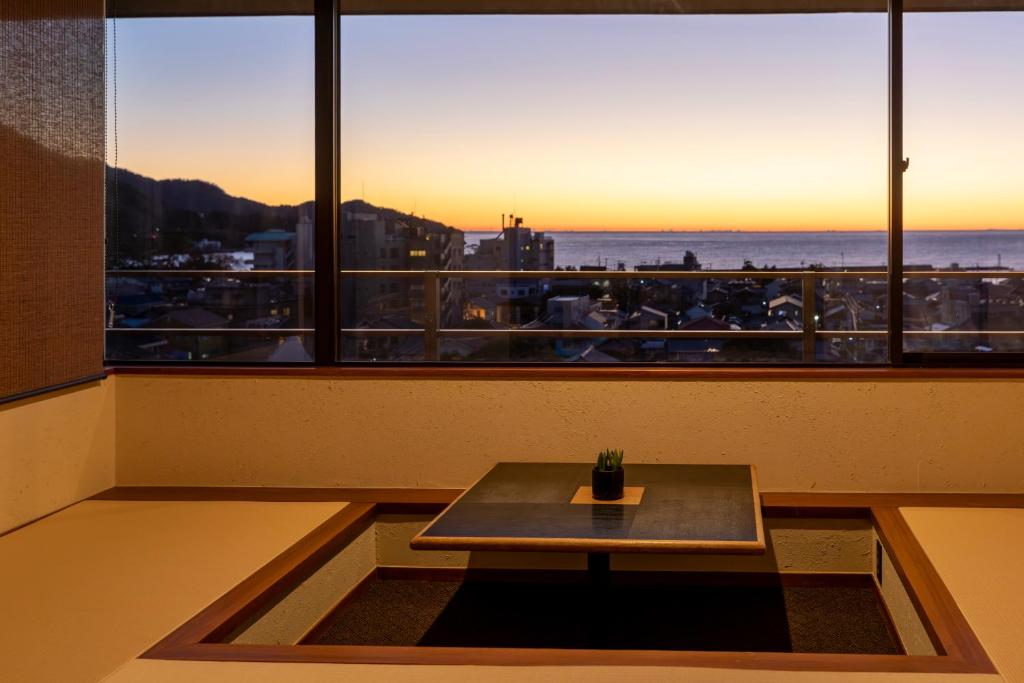 Sakahijiri Gyokushoen