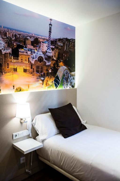 Hotel BESTPRICE Gracia - 4