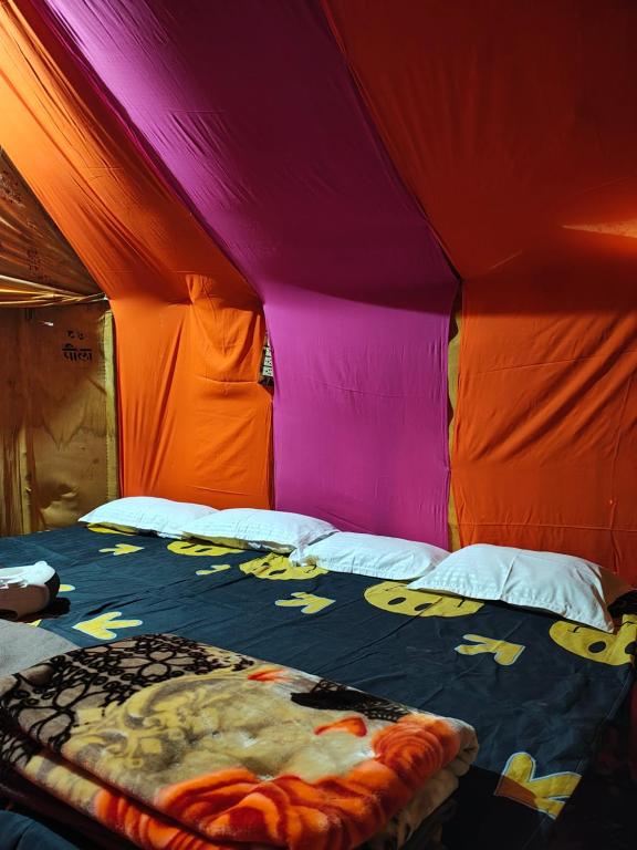 Namo Stays, Prayagraj