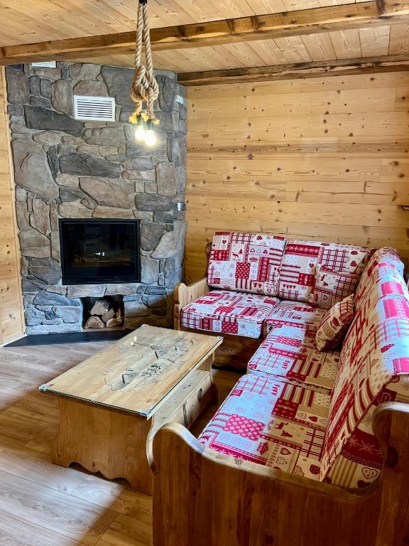 Gîte 2 à 8 personnes style chalet avec garage privé et jardin - 1