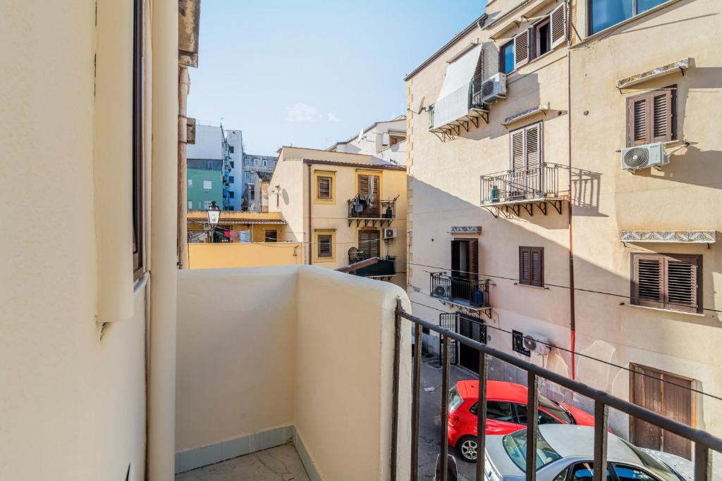 GuestHost - La Rosa di Ballarò Palermo Apartment - 5